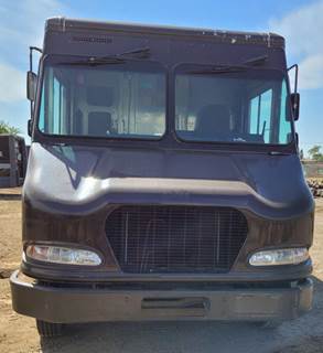 Workhorse W42 Salvage Truck