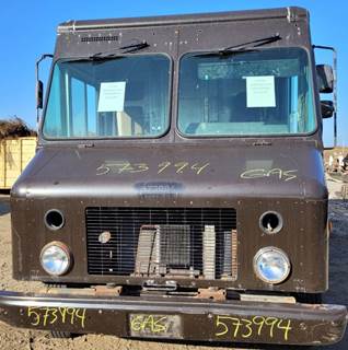 Workhorse W42 Salvage Truck