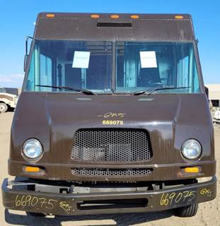 Workhorse W42 Salvage Truck