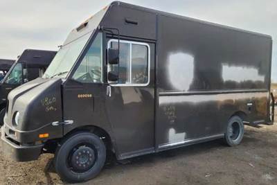 Workhorse W42 Salvage Truck