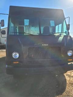 Workhorse W42 Salvage Truck