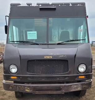 Workhorse W42 Salvage Truck