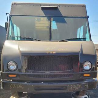 Workhorse W42 Salvage Truck