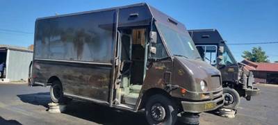 Workhorse W42 Salvage Truck