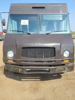 Workhorse W42 Salvage Truck