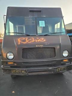 Workhorse W42 Salvage Truck