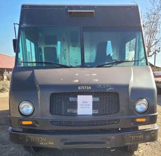 Workhorse W42 Salvage Truck