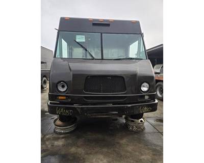 Workhorse W42 Salvage Truck