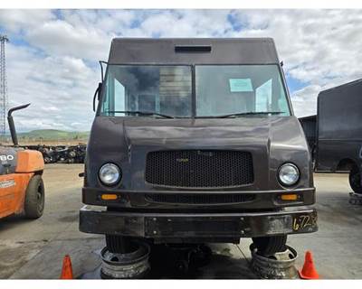 Workhorse W42 Salvage Truck
