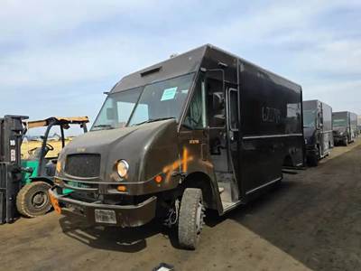Workhorse W62 Salvage Truck