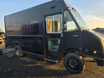 Workhorse W62 Salvage Truck