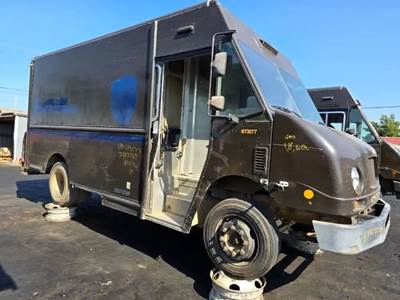 Workhorse W62 Salvage Truck