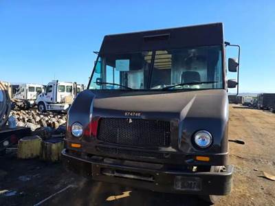 Workhorse W62 Salvage Truck