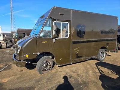 Workhorse W62 Salvage Truck
