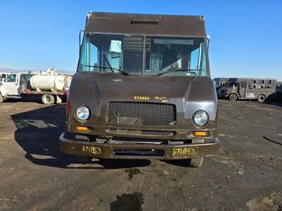 Workhorse W62 Salvage Truck