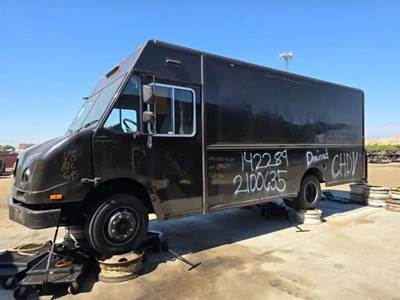 Workhorse W62 Salvage Truck