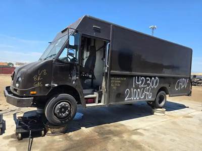 Workhorse W62 Salvage Truck