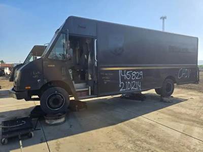 Workhorse W62 Salvage Truck