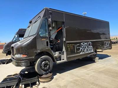 Workhorse W62 Salvage Truck