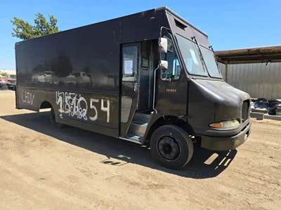 Workhorse W62 Salvage Truck