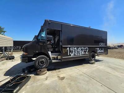 Workhorse W62 Salvage Truck