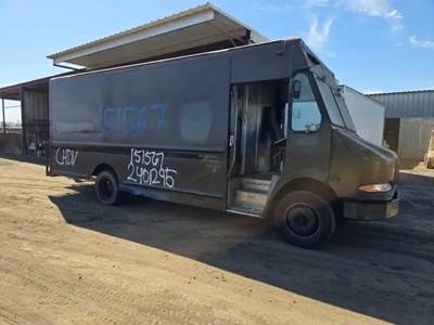 Workhorse W62 Salvage Truck