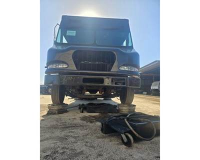 Workhorse W62 Salvage Truck