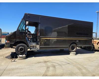 Workhorse W62 Salvage Truck
