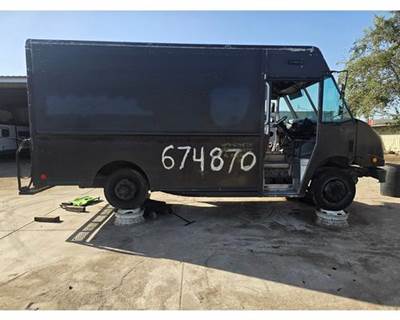 Workhorse W62 Salvage Truck