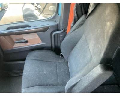 Freightliner Cascadia 126 Right Seat