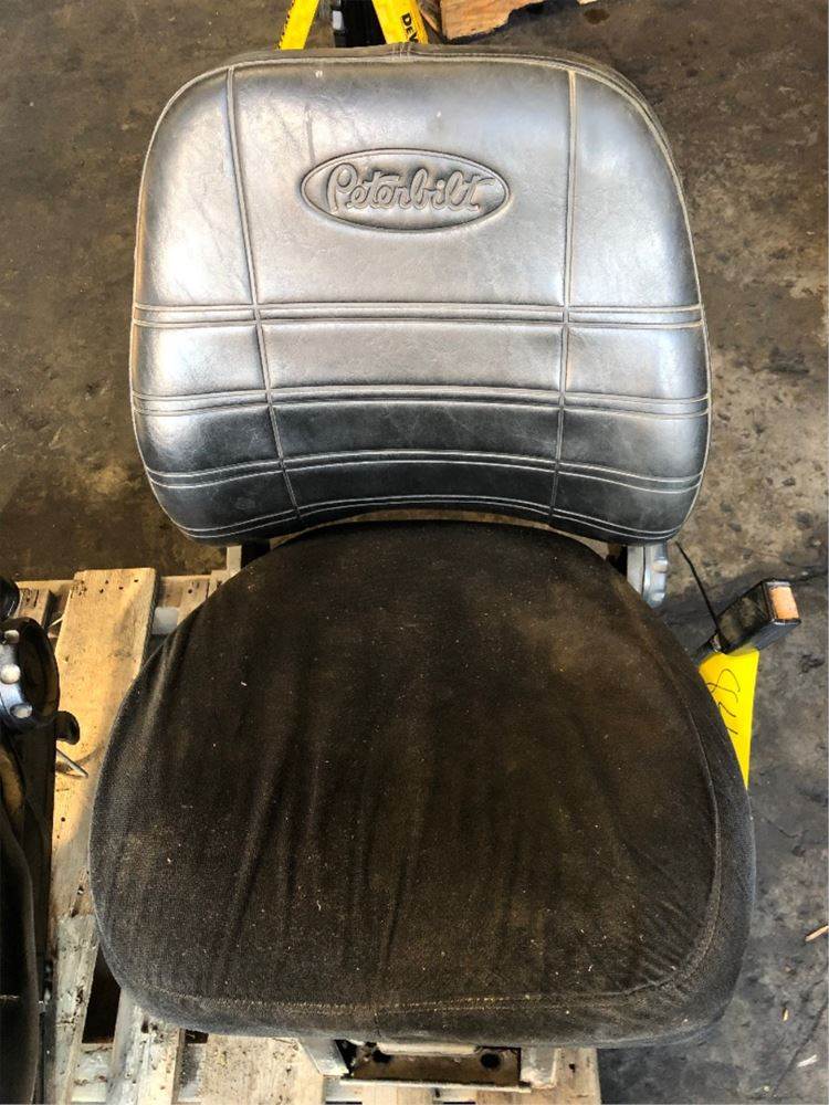 1996 Peterbilt 379 Seat For Sale Fresno, CA 84718