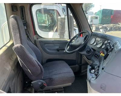 Freightliner Left Seat for a Freightliner Cascadia 113