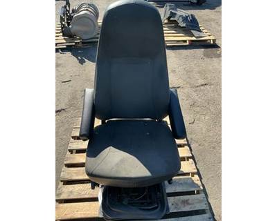 International LT625 Seat