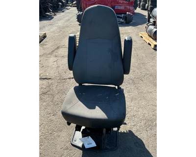 International LT625 Seat