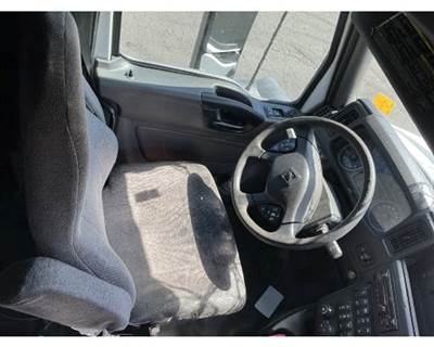 International LT625 Seat