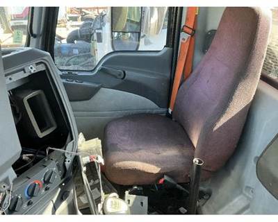 Mack Pinnacle CXU613 Seat for a Mack CXU613