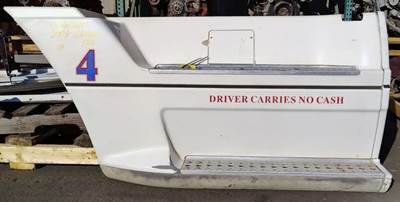 Freightliner Left Fairing