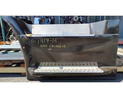Freightliner Cascadia 113 Left Fairing