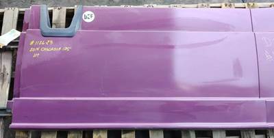 Freightliner Cascadia 125 Left Fairing