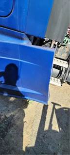 Freightliner Cascadia 125 Left Fairing