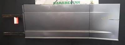 Freightliner Cascadia 125 Left Fairing