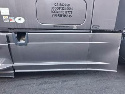 Freightliner Cascadia 125 Fairing for a Freightliner CASCADIA