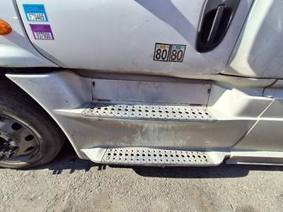 Freightliner Cascadia 125 Left Fairing for a Freightliner CASCADIA