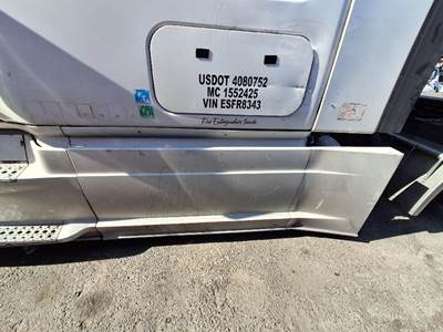 Freightliner Cascadia 125 Left Fairing for a Freightliner CASCADIA