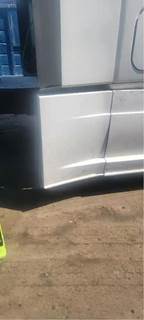 Freightliner Cascadia 125 Right Fairing