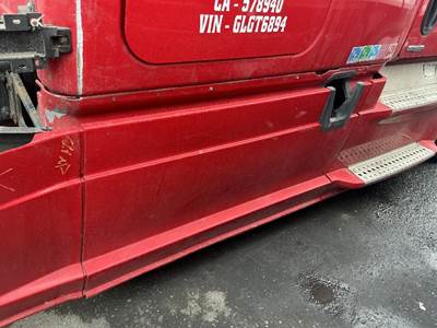 Freightliner Cascadia 125 Fairing for a Freightliner CASCADIA