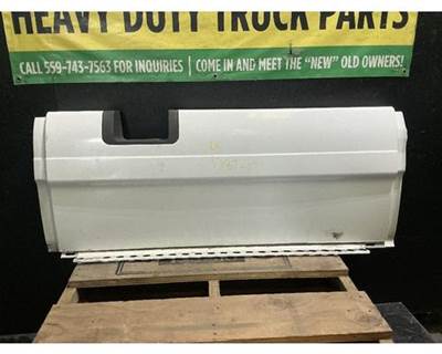 Freightliner Cascadia 125 Left Fairing