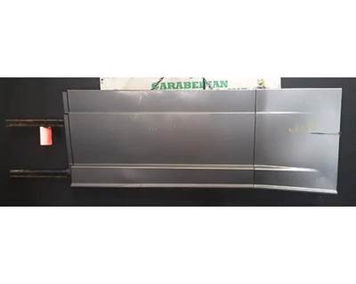 Freightliner Cascadia 125 Left Fairing