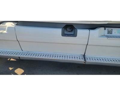 Freightliner Cascadia 125 Right Fairing