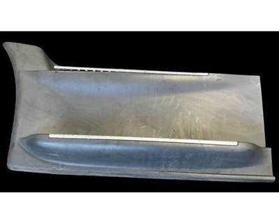 Freightliner Cascadia 125 Left Fairing